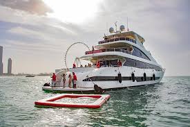 Luxury Yacht Tour